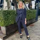 Navy blå figursyet jakkesæt til kvinder