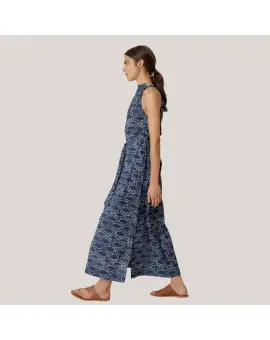 MC112 Vestido, lang kjole i bomuld i blå - INDI&COLD